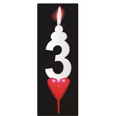 Gyertyčka dortos szív alakúval 3-as számjegy