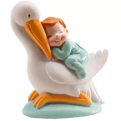 Torta figurája: kisfiú és gólya