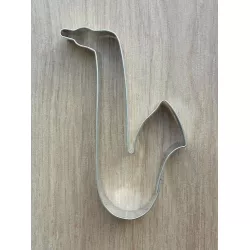 Saxofon süteménykiszúró forma