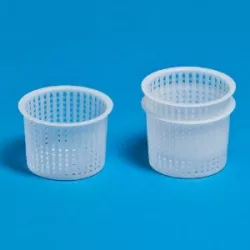 Műanyag forma friss sajt számára, 6 x 4,7 cm