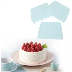 Édesipari kínálat 3 darab fogasos 13,5×10 cm