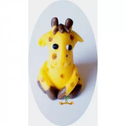3D zsiráf tortadísz, 60 g kókuszkrémmel, 4,5 × 8 cm