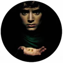 Ehető papír A Gyűrűk Ura Frodo-ja fekete háttéren 19,5 cm