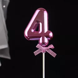 Rózsaszín tortába tűzhető gyertyaszám 4