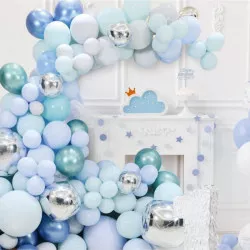 Felfújható világoskék stringfüzér