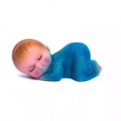 Kék alvó marcipánbaba, 35 g, 7 cm – bájos, kézzel formázott édesség, tökéletes ajándéknak vagy asztaldísznek.